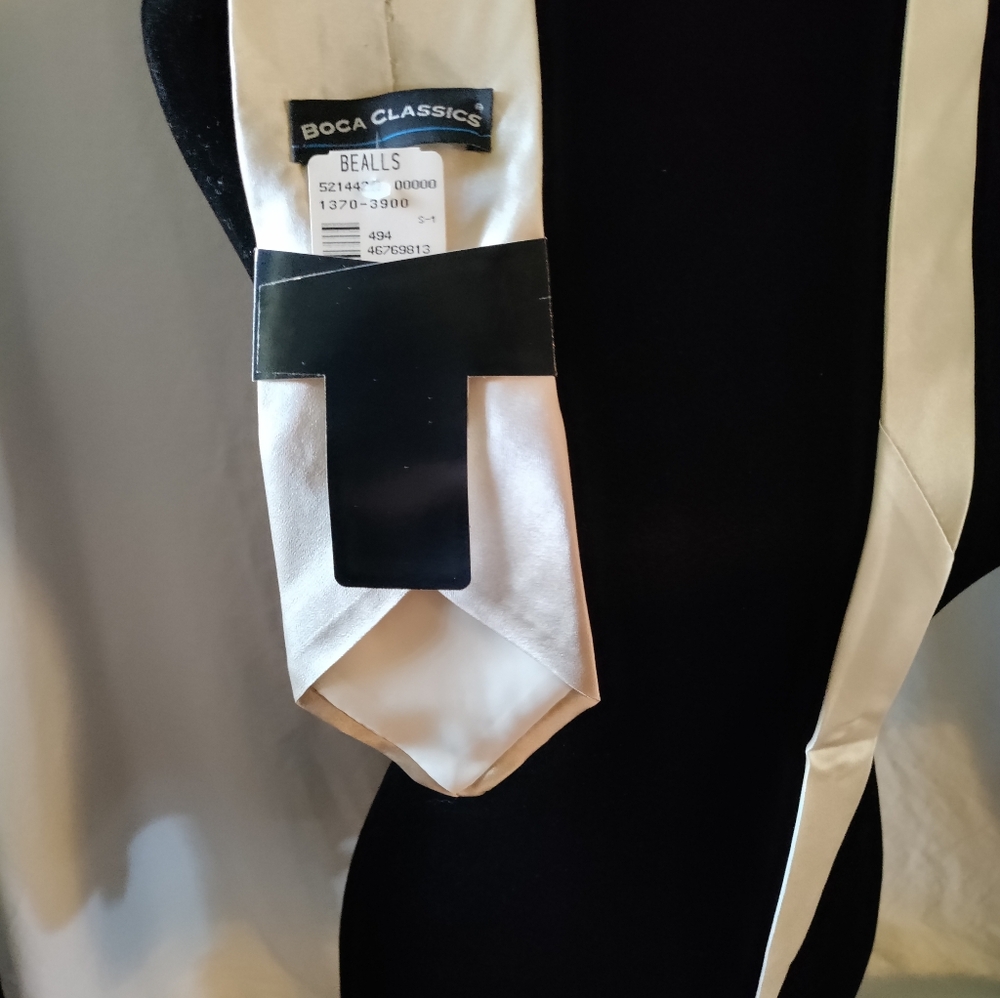 Boca Classics Silver Silk Tie NWTags - Picture 4 of 5